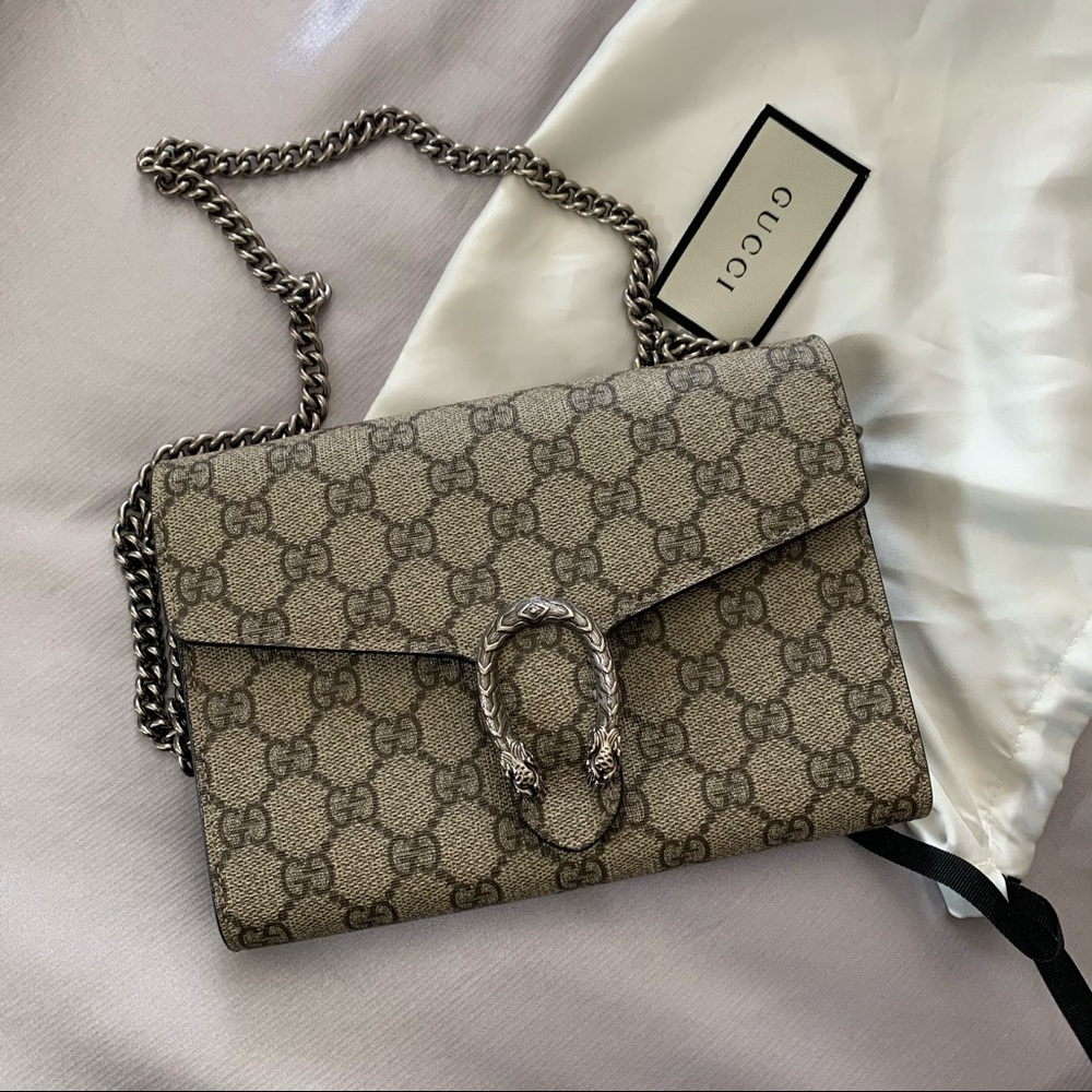 Gucci Dionysus GG Supreme chain wallet bag